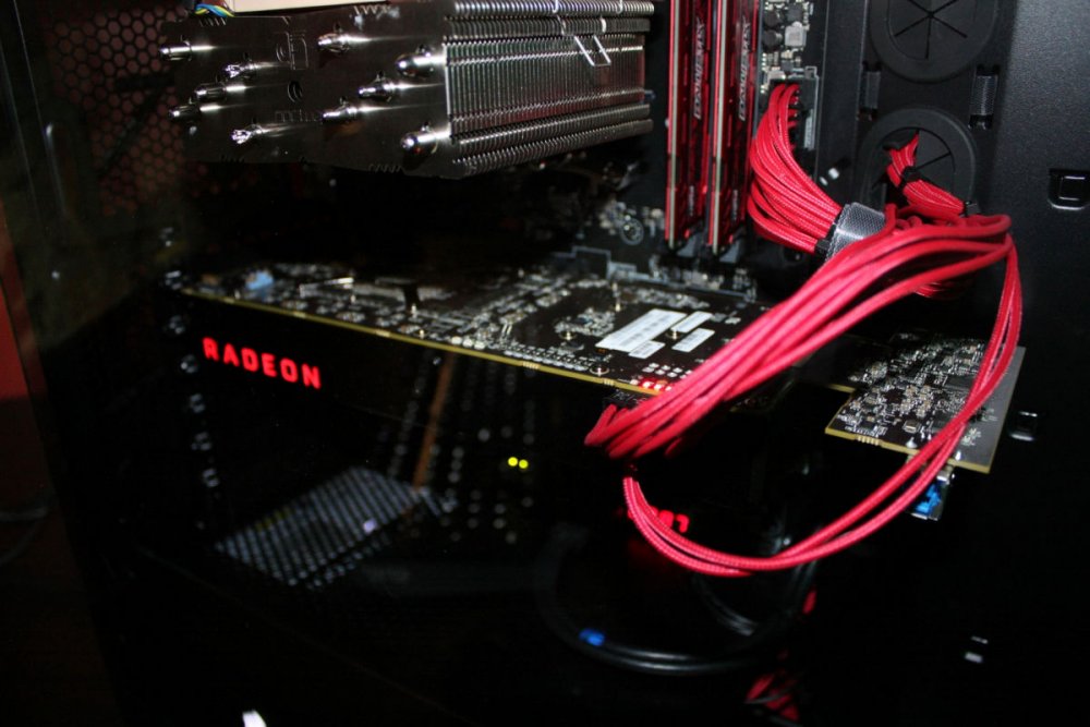 AMD-Radeon-Vega-PCGH-4.thumb.jpg.da8e2ec2150bd42d8cb37e8998e8a2a0.jpg