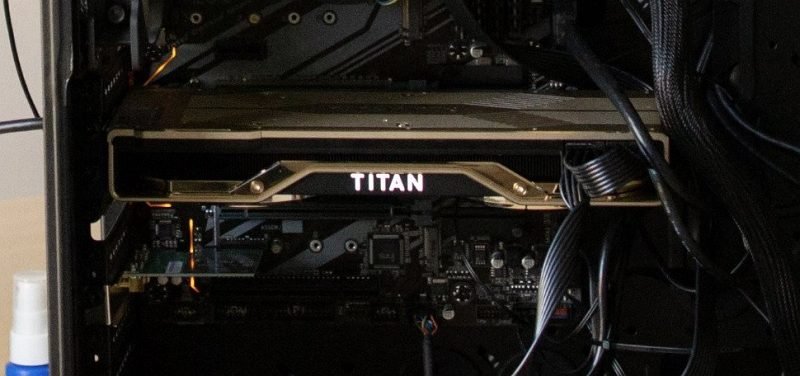 TITAN-RTX.jpg.c5d6fb9d23a75f20caaafc3e740e4824.jpg